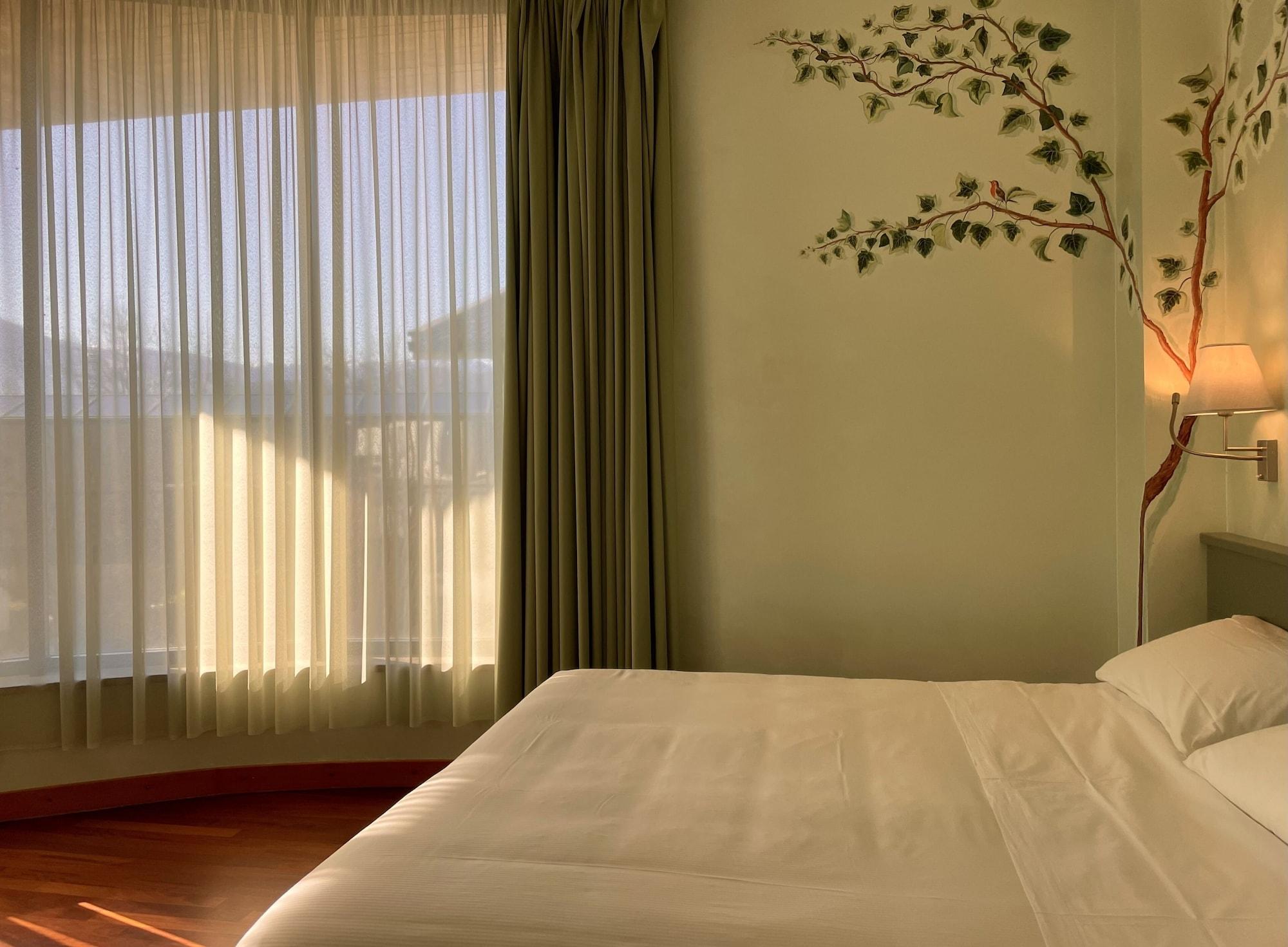 Hotel Santacroce Meeting Σουλμόνα Εξωτερικό φωτογραφία